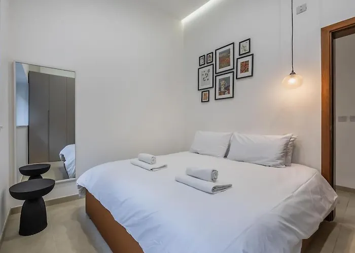 Urban Escape * Saint Julian's